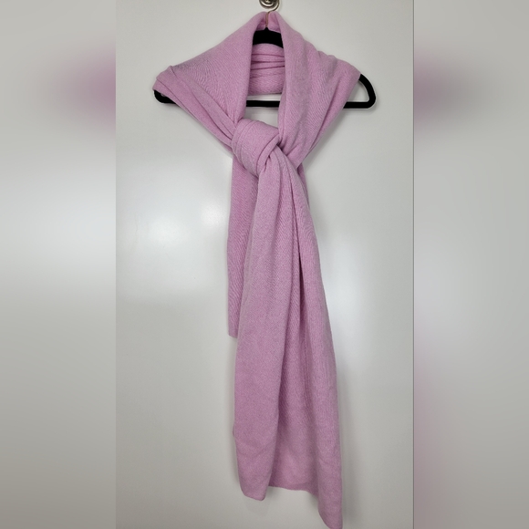 NWT C by Bloomingdale's Cashmere Travel Wrap Shawl Scarf in Rose Quartz - Picture 11 of 12